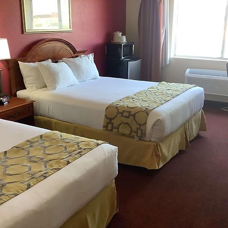 Baymont Inn & Suites By Wyndham Холбрук Екстериор снимка